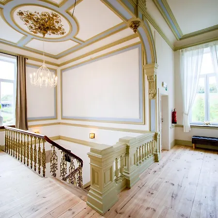 Castle With Wellness And Zipline Dom wakacyjny