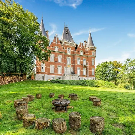 Castle With Wellness And Zipline Gesves