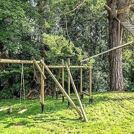 Castle With Wellness And Zipline Сasa de vacaciones Gesves